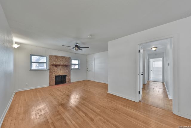 518 Dresden, San Antonio, TX 78213