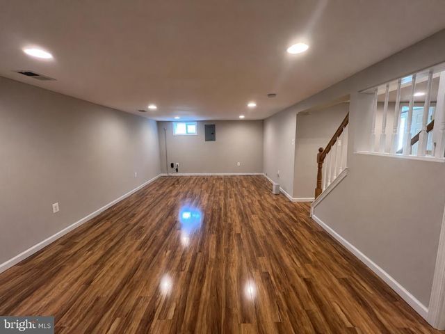 7021 HICKORY HILL RD, Falls Church, VA 22042