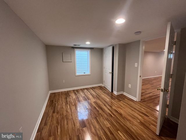 7021 HICKORY HILL RD, Falls Church, VA 22042