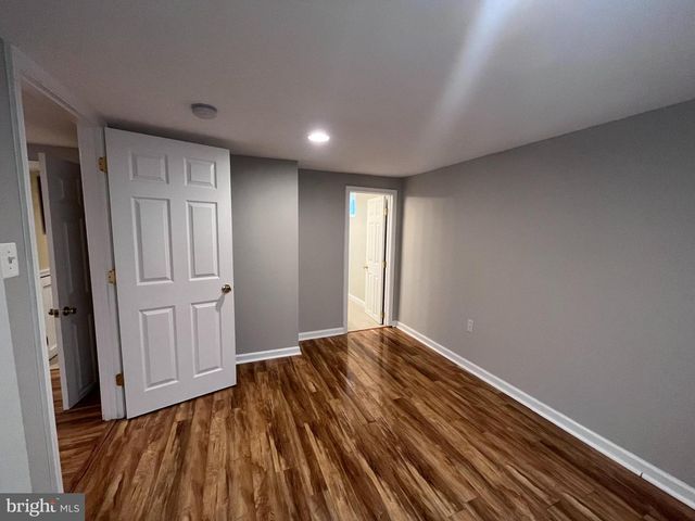 7021 HICKORY HILL RD, Falls Church, VA 22042