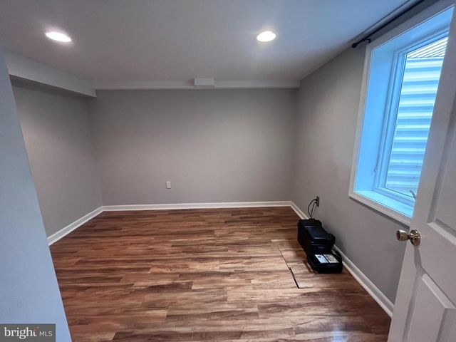 7021 HICKORY HILL RD, Falls Church, VA 22042