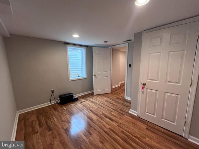 7021 HICKORY HILL RD, Falls Church, VA 22042
