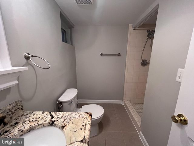 7021 HICKORY HILL RD, Falls Church, VA 22042
