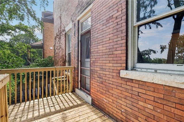 38 Watson Blvd, Observatory Hill, PA 15214