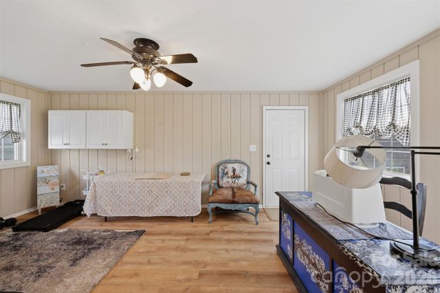 40 Candlewick Cove Drive, Taylorsville, NC 28681