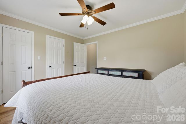 40 Candlewick Cove Drive, Taylorsville, NC 28681