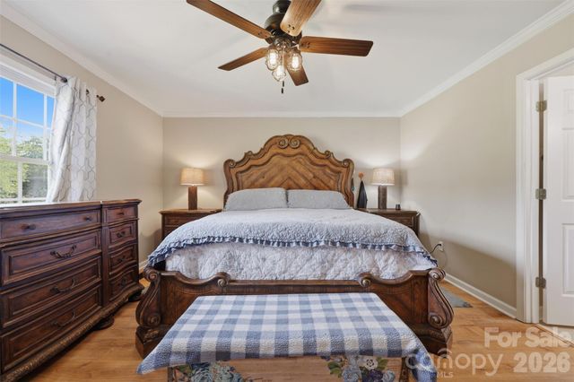 40 Candlewick Cove Drive, Taylorsville, NC 28681
