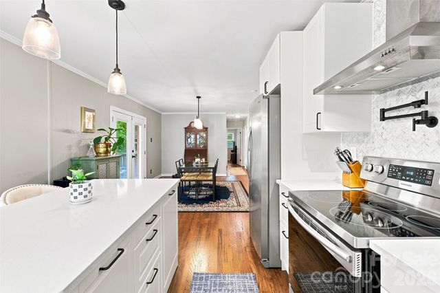 3628 Winterfield Place, Charlotte, NC 28205