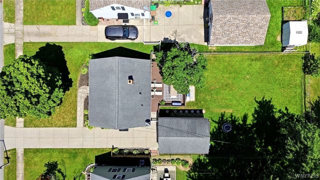 25 South Huxley Drive, Cheektowaga, NY 14225