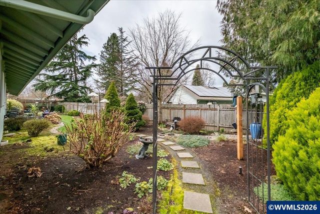 7851 SW Love Ct, Wilsonville, OR 97070