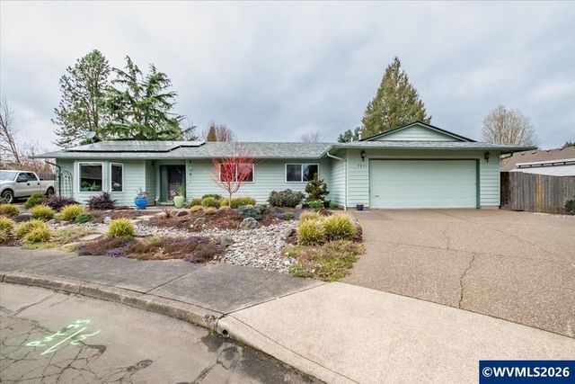 7851 SW Love Ct, Wilsonville, OR 97070