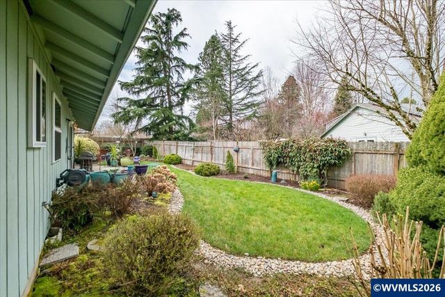 7851 SW Love Ct, Wilsonville, OR 97070