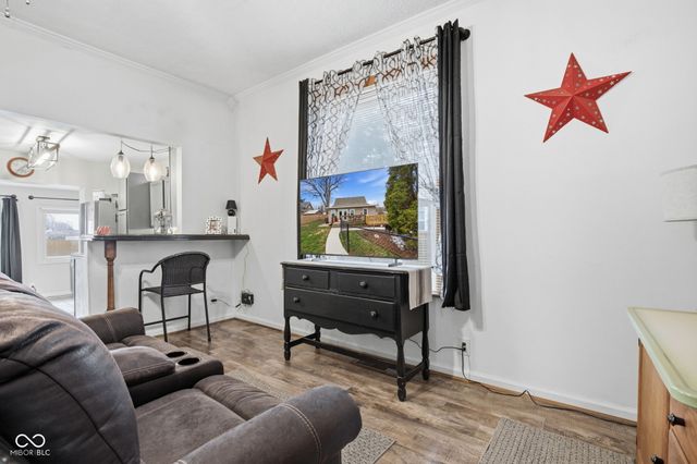 105 E Adams Street, Kirklin, IN 46050