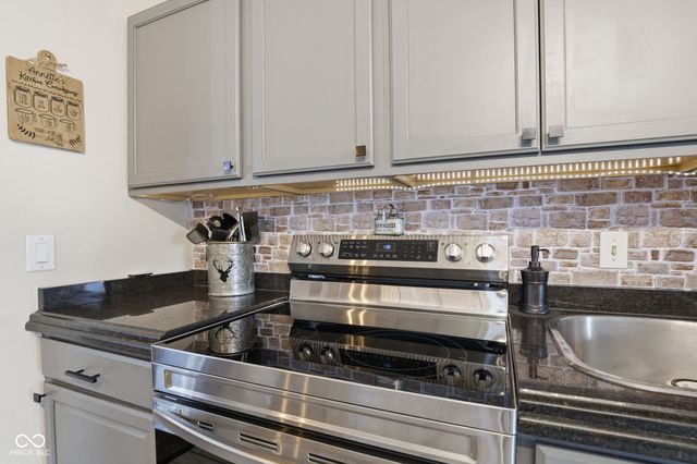 105 E Adams Street, Kirklin, IN 46050