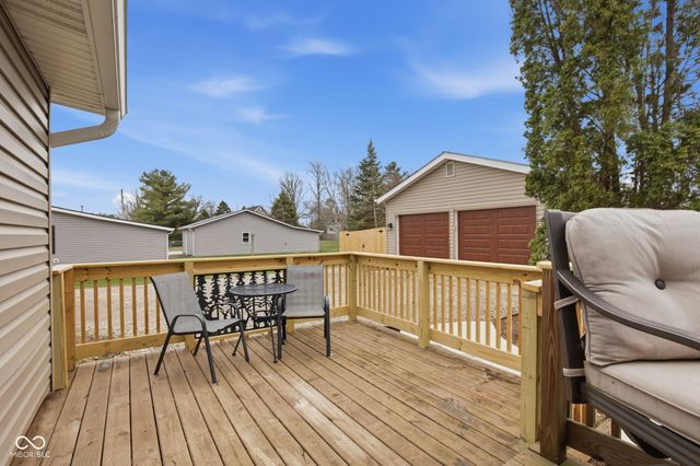 105 E Adams Street, Kirklin, IN 46050