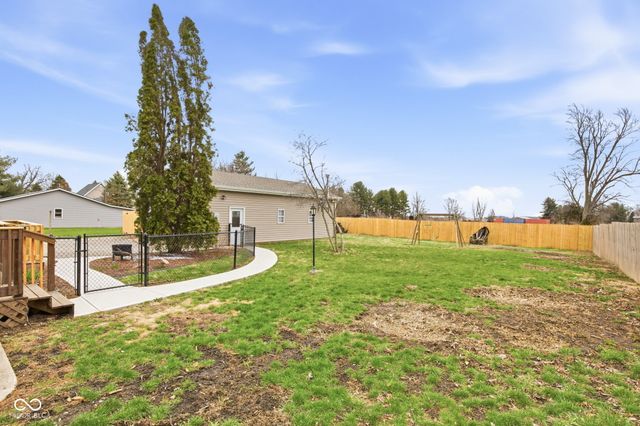 105 E Adams Street, Kirklin, IN 46050