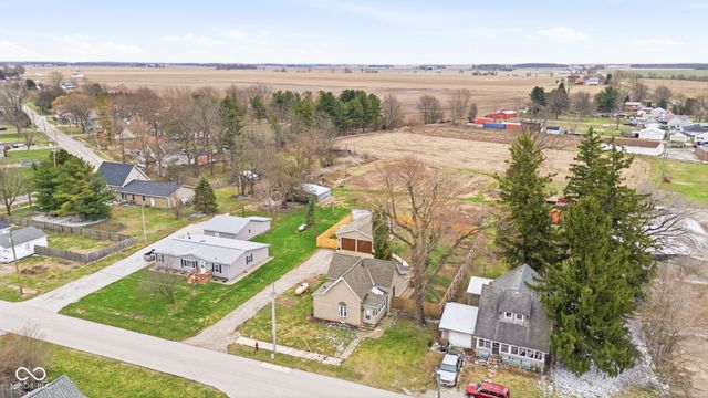 105 E Adams Street, Kirklin, IN 46050