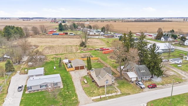 105 E Adams Street, Kirklin, IN 46050