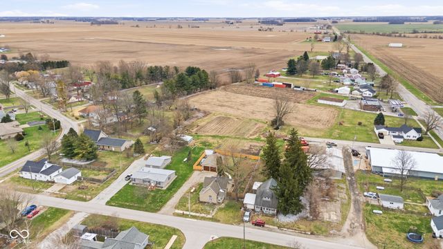 105 E Adams Street, Kirklin, IN 46050