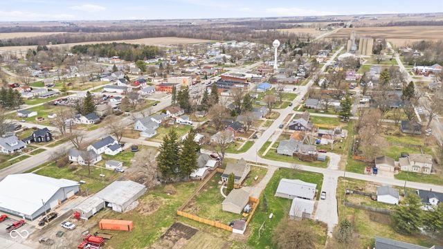 105 E Adams Street, Kirklin, IN 46050