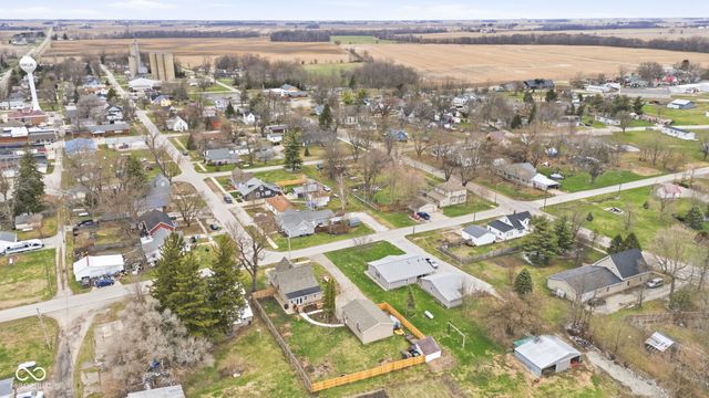 105 E Adams Street, Kirklin, IN 46050