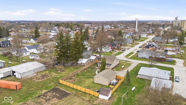 105 E Adams Street, Kirklin, IN 46050