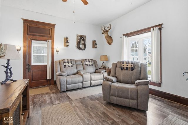 105 E Adams Street, Kirklin, IN 46050