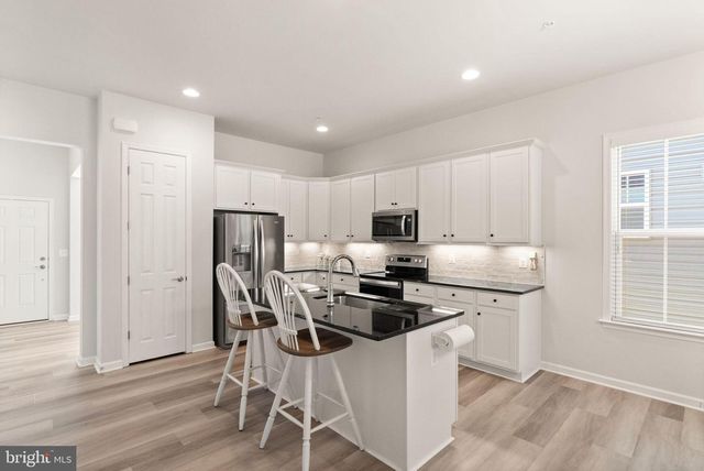 12504 CAVALIER FOREST CT, Bristow, VA 20136