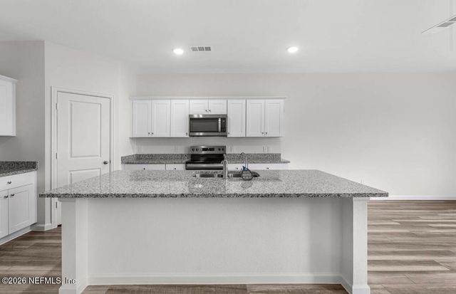 6212 PEEPLES LANE Lane, Jacksonville, FL 32219