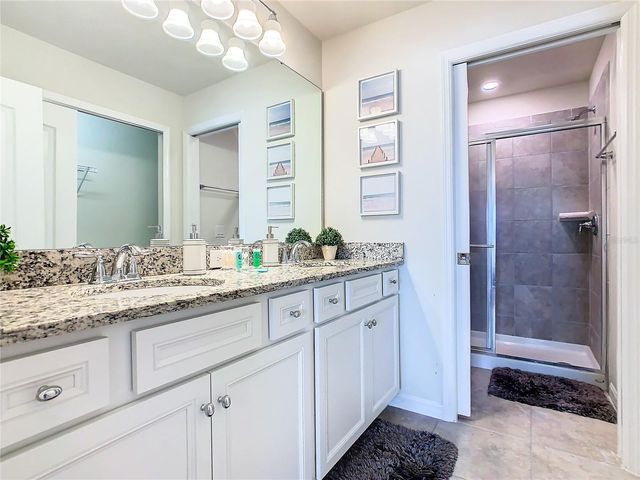 7573 OAK SPRING LANE, Davenport, FL 33837