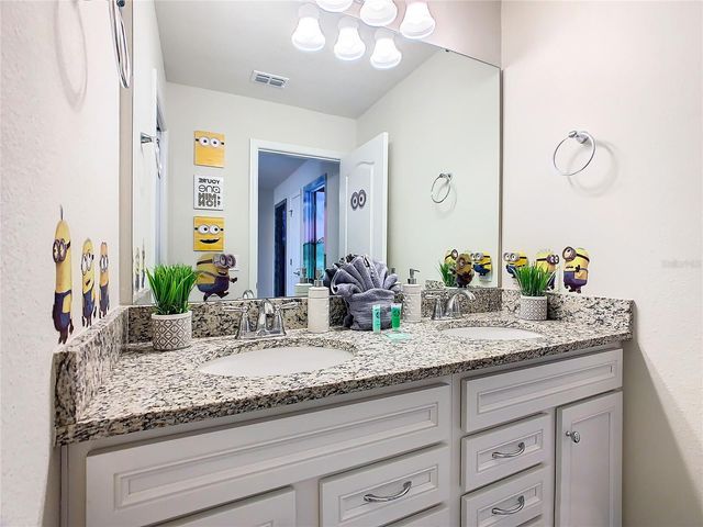 7573 OAK SPRING LANE, Davenport, FL 33837