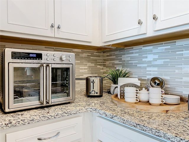 7573 OAK SPRING LANE, Davenport, FL 33837
