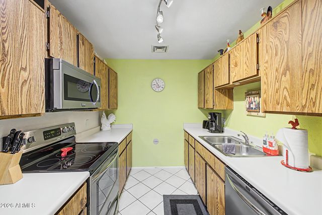 14300 W BELL Road 135, Surprise, AZ 85374