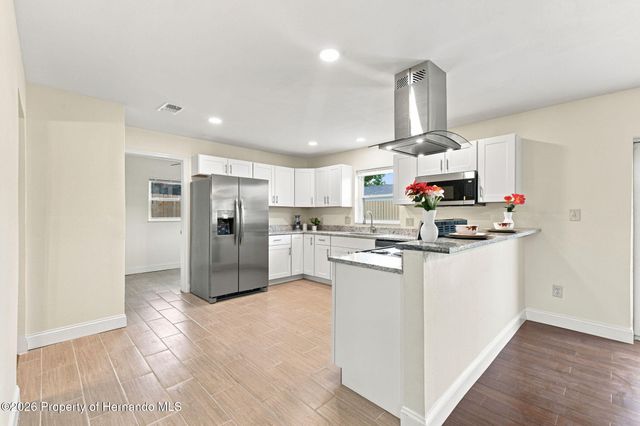 3822 Ravenna Drive, Valrico, FL 33594