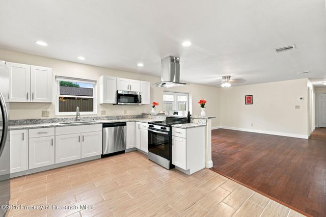 3822 Ravenna Drive, Valrico, FL 33594