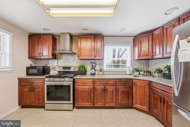 6034 LEXINGTON AVE, Pennsauken, NJ 08109