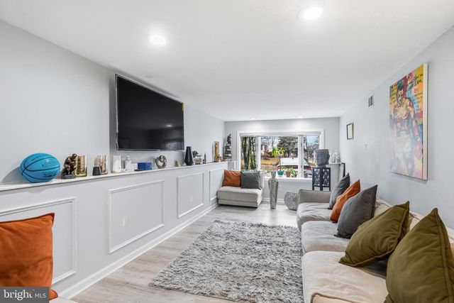 6034 LEXINGTON AVE, Pennsauken, NJ 08109