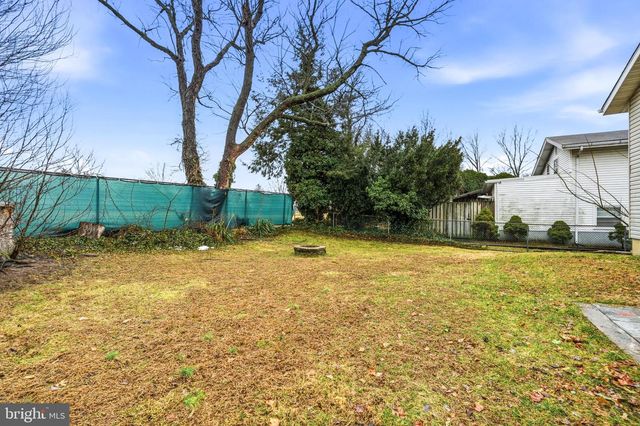 6034 LEXINGTON AVE, Pennsauken, NJ 08109