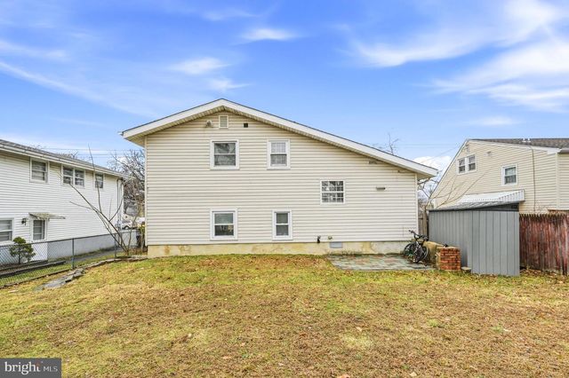 6034 LEXINGTON AVE, Pennsauken, NJ 08109