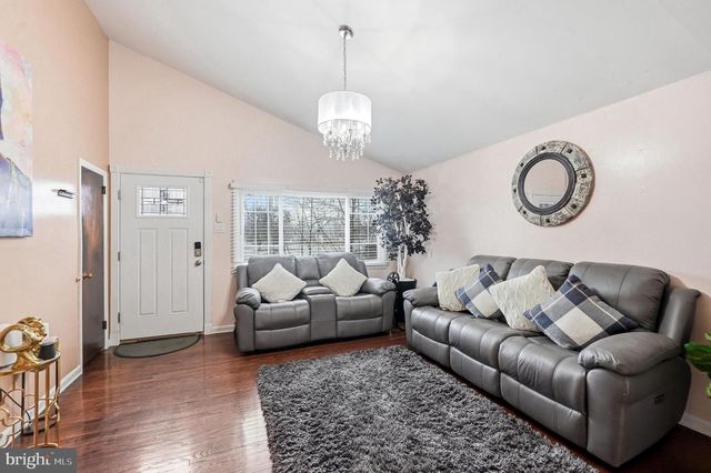 6034 LEXINGTON AVE, Pennsauken, NJ 08109