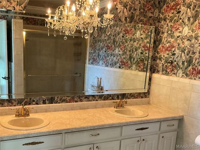 2839 Montrose Avenue, Montgomery, AL 36109