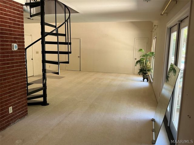 2839 Montrose Avenue, Montgomery, AL 36109