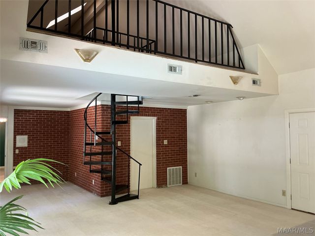 2839 Montrose Avenue, Montgomery, AL 36109