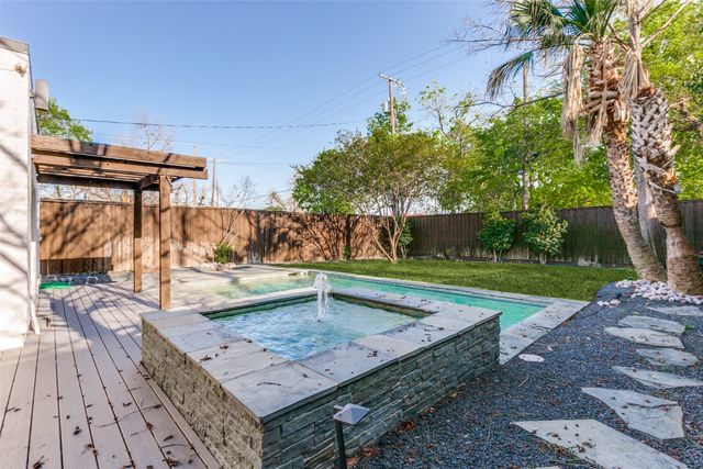 5454 Vickery Boulevard, Dallas, TX 75206