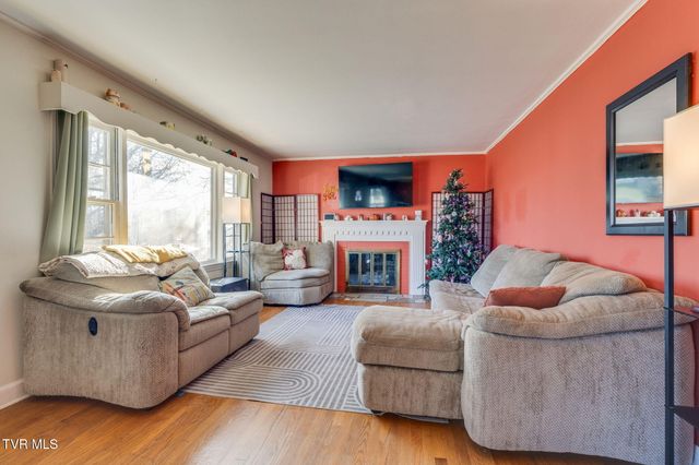 107 College View Drive, Greeneville, TN 37745