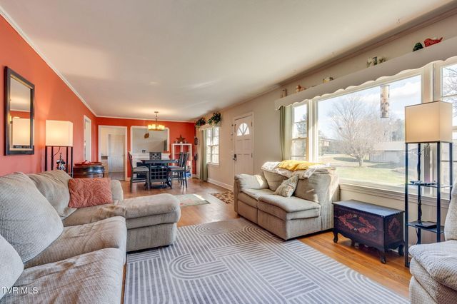 107 College View Drive, Greeneville, TN 37745