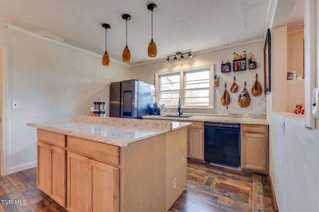 107 College View Drive, Greeneville, TN 37745