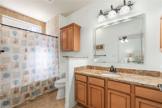 14878 Granada Dr 402, Corpus Christi, TX 78418