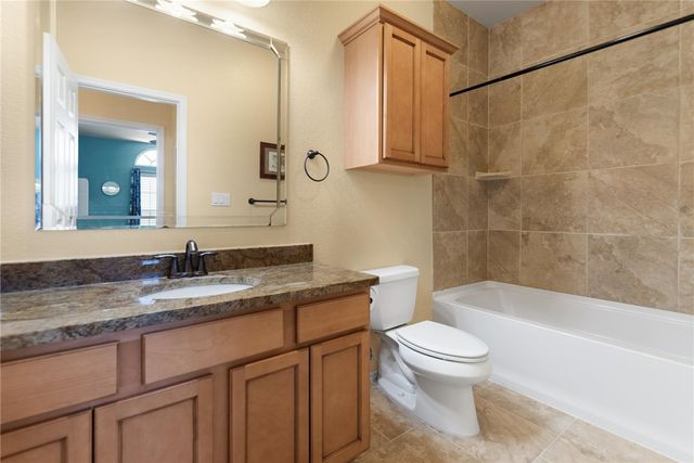 14878 Granada Dr 402, Corpus Christi, TX 78418