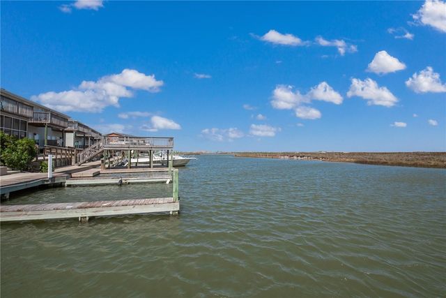 14878 Granada Dr 402, Corpus Christi, TX 78418